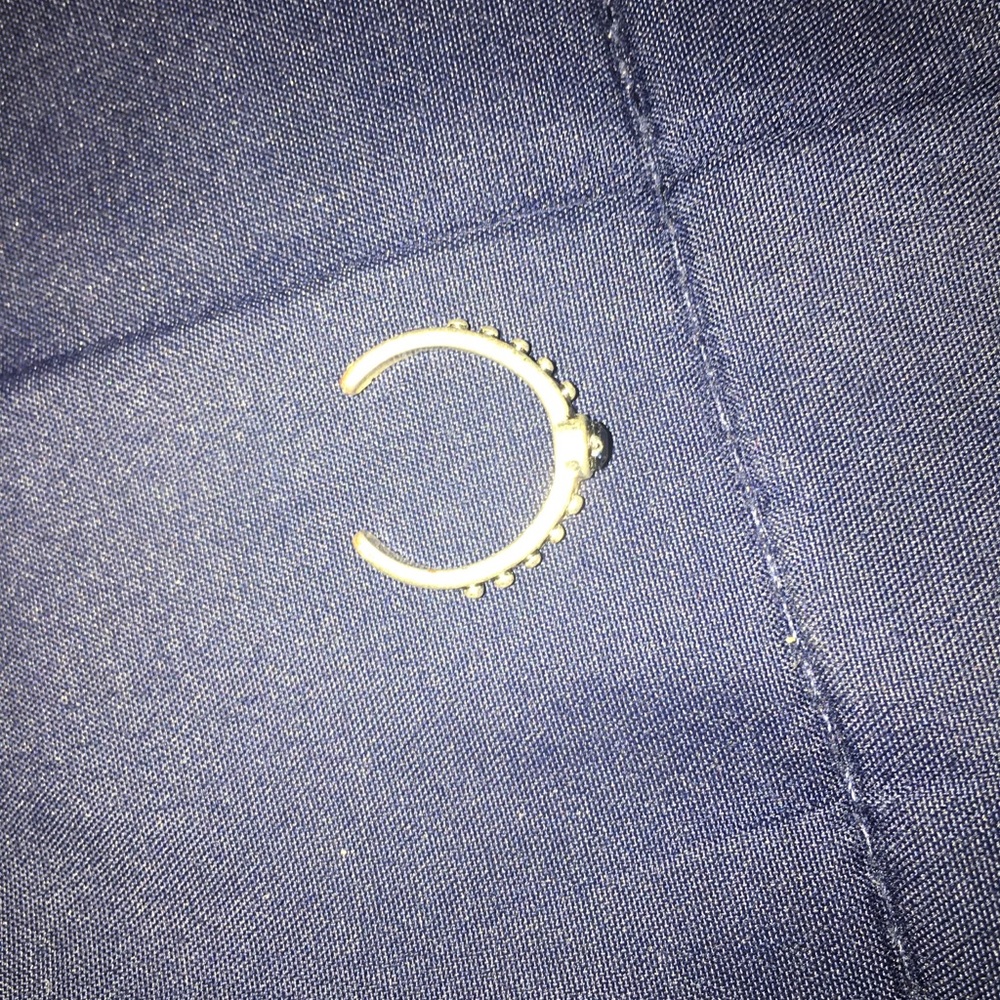 Ring - Picture 2 of 3